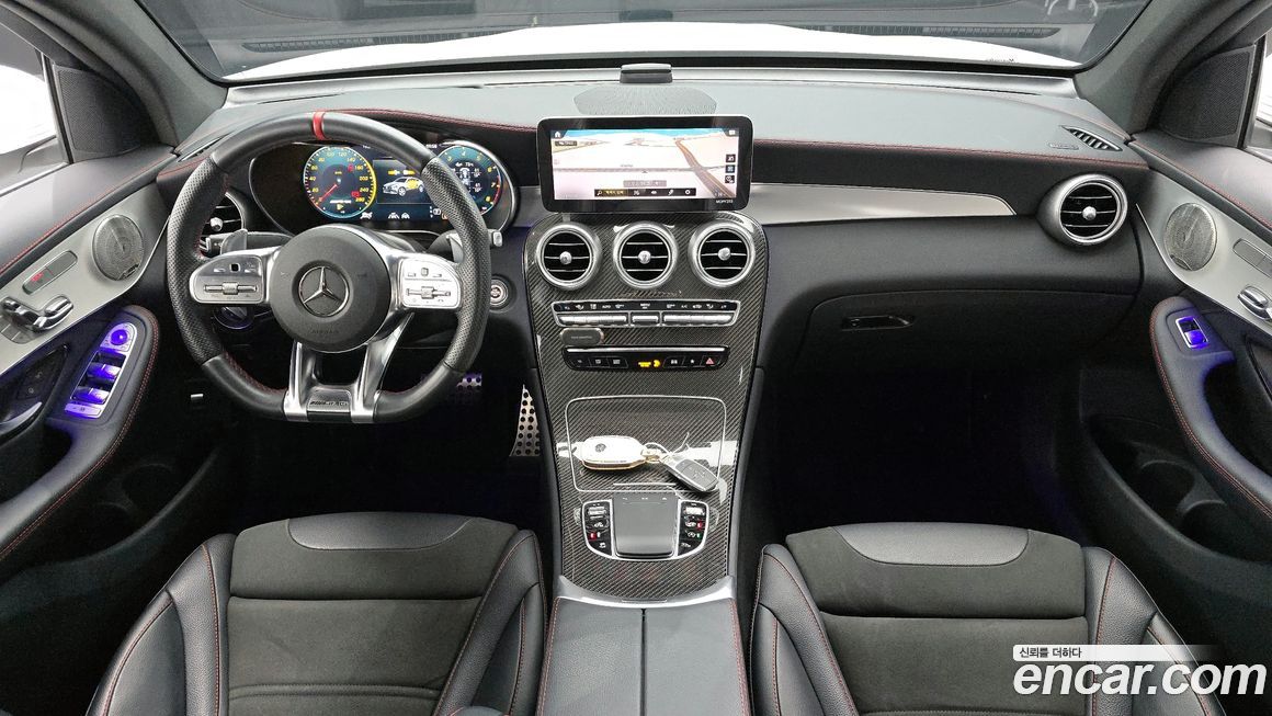 Mercedes-Benz GLC-Class 2021