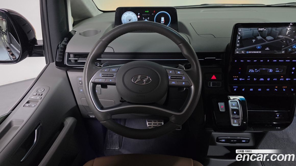 Hyundai Staria 2023