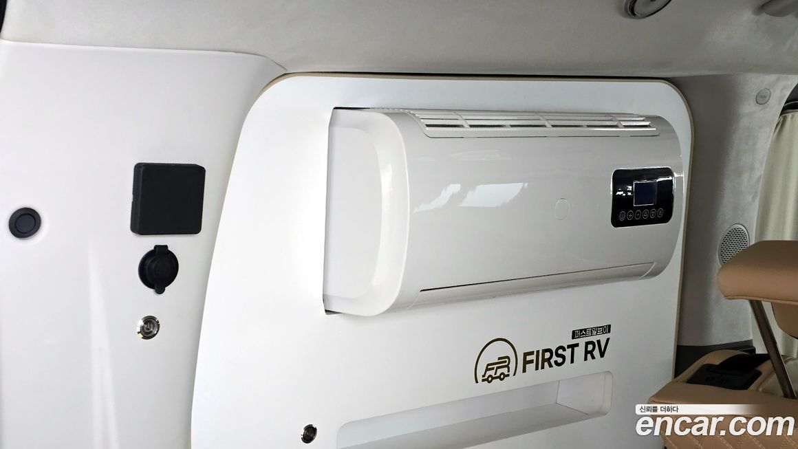Hyundai Staria 2022
