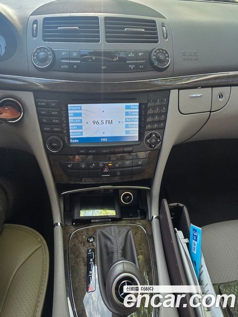 Mercedes-Benz E-Class 2008