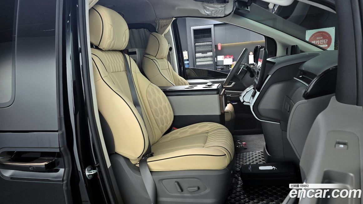 Hyundai Staria 2022