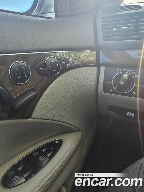 Mercedes-Benz E-Class 2008