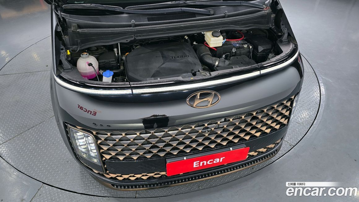 Hyundai Staria 2022