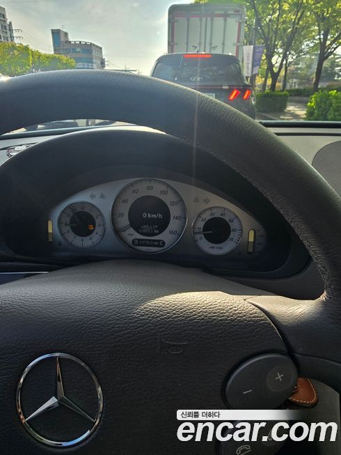 Mercedes-Benz E-Class 2008