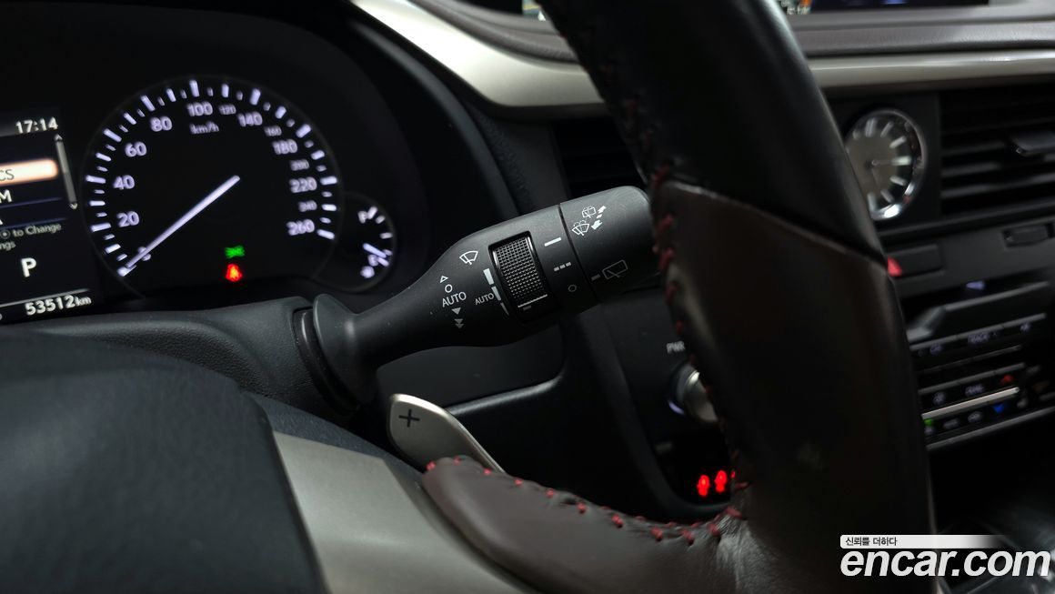 Lexus RX 2021