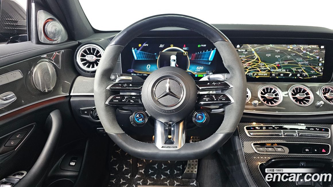 Mercedes-Benz E-Class 2022