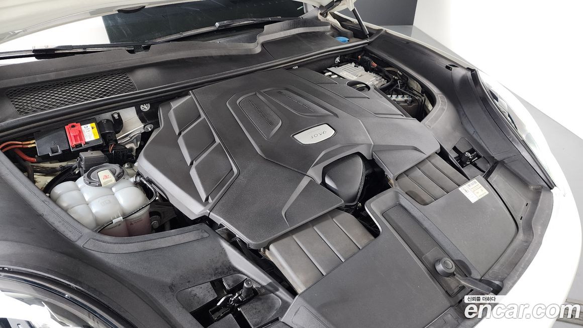 Porsche Cayenne 2020