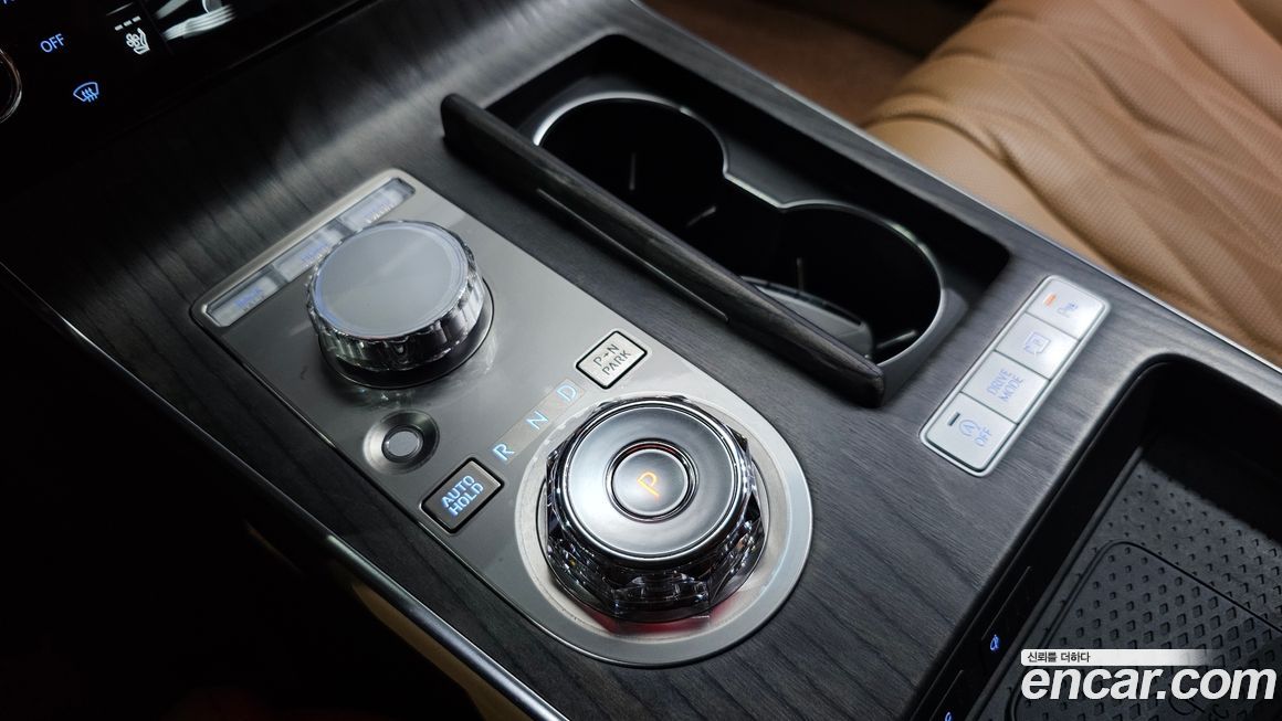 Genesis G80 2025