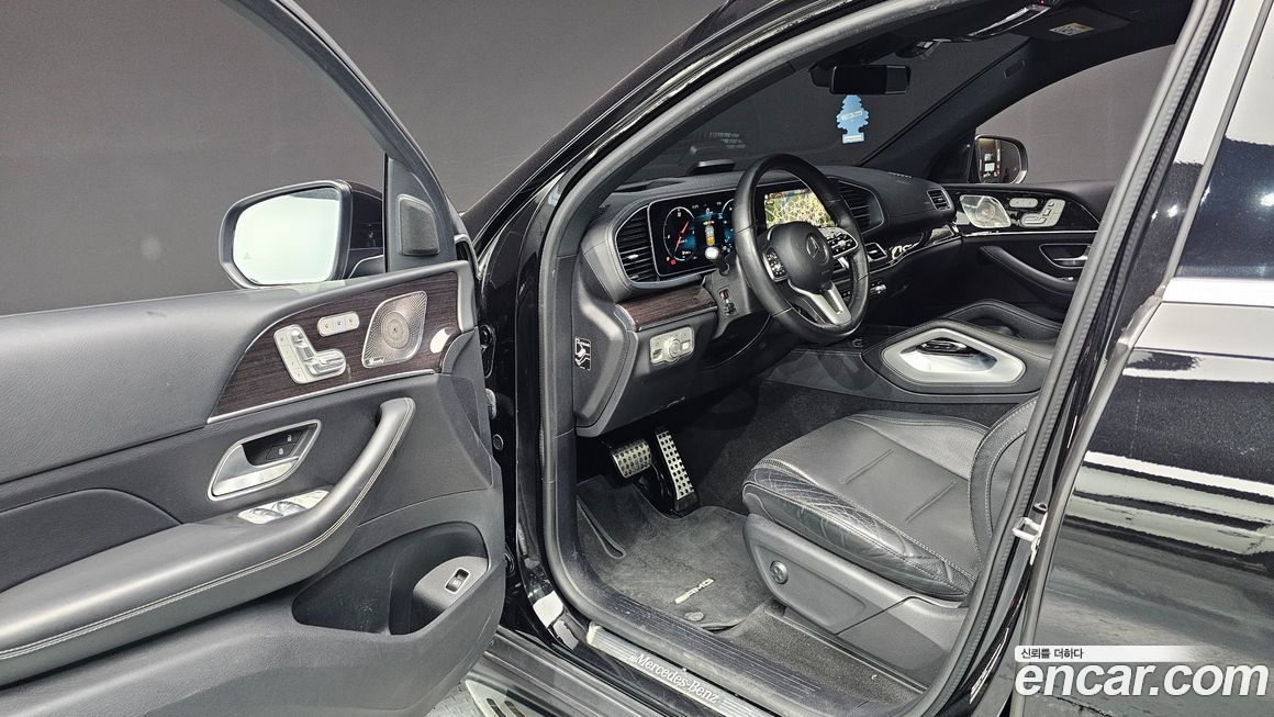 Mercedes-Benz GLE-Class 2021