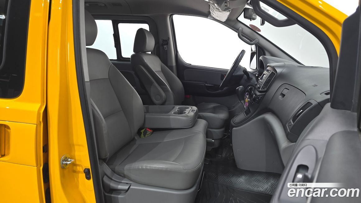 Hyundai Starex 2019