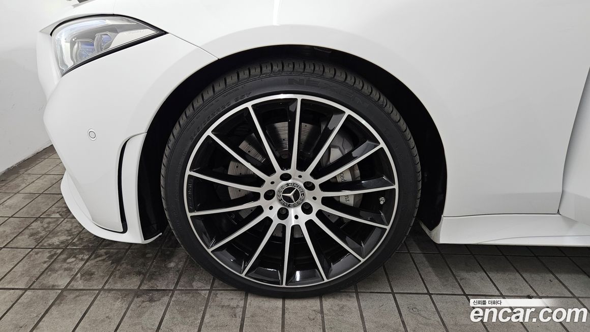 Mercedes-Benz CLS-Class 2021