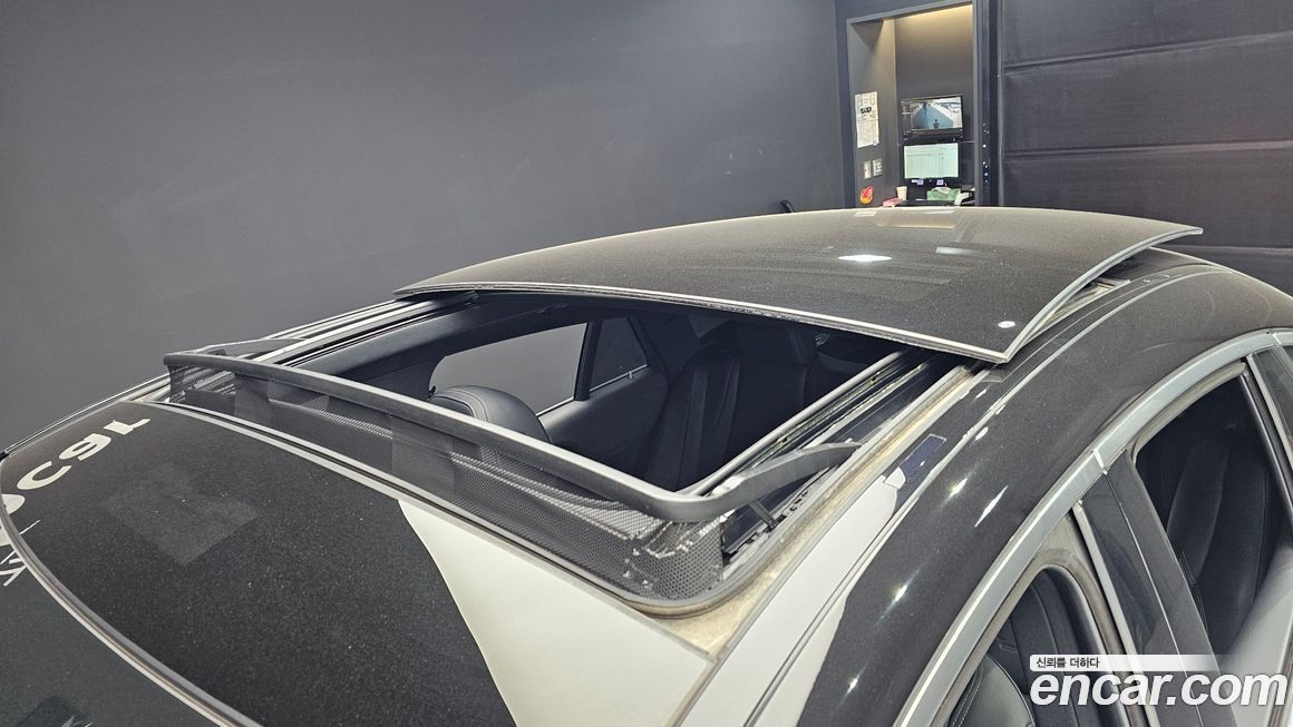 Mercedes-Benz GLE-Class 2021