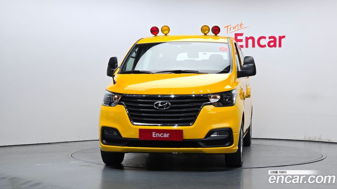 Hyundai Starex 2019