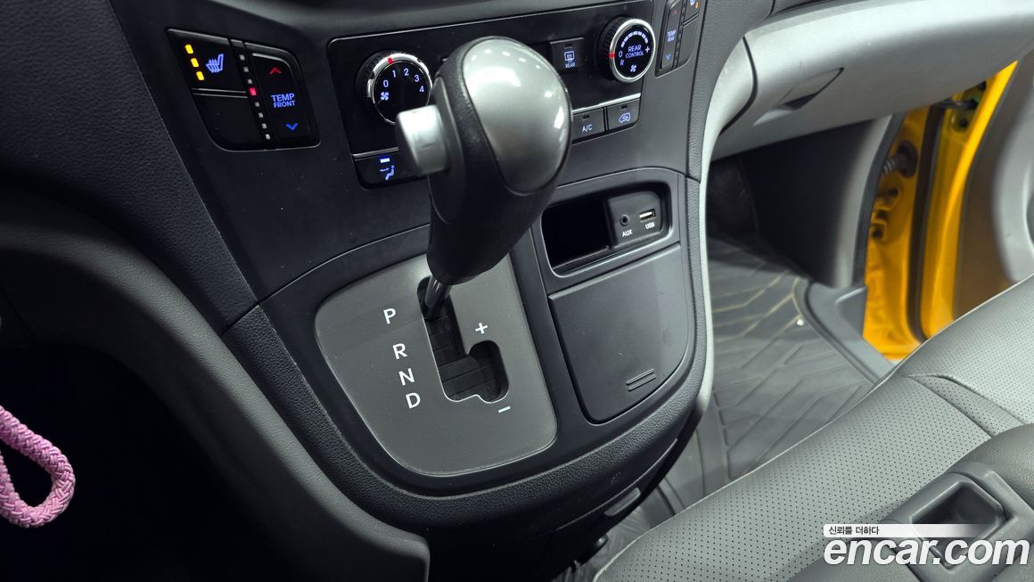 Hyundai Starex 2019