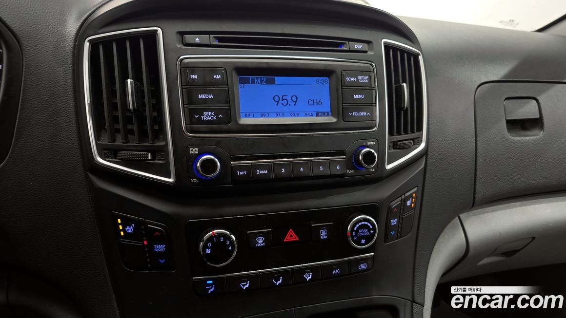 Hyundai Starex 2019