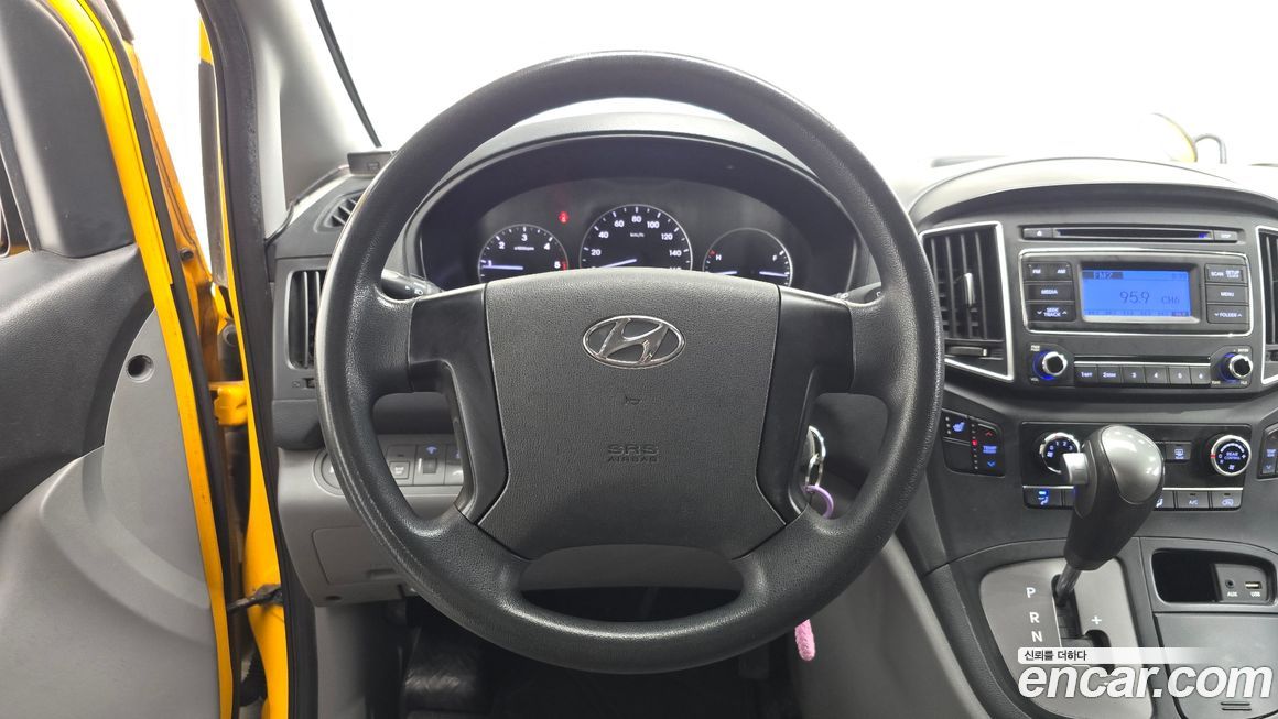 Hyundai Starex 2019