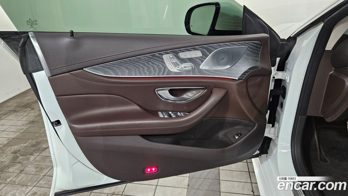 Mercedes-Benz CLS-Class 2021