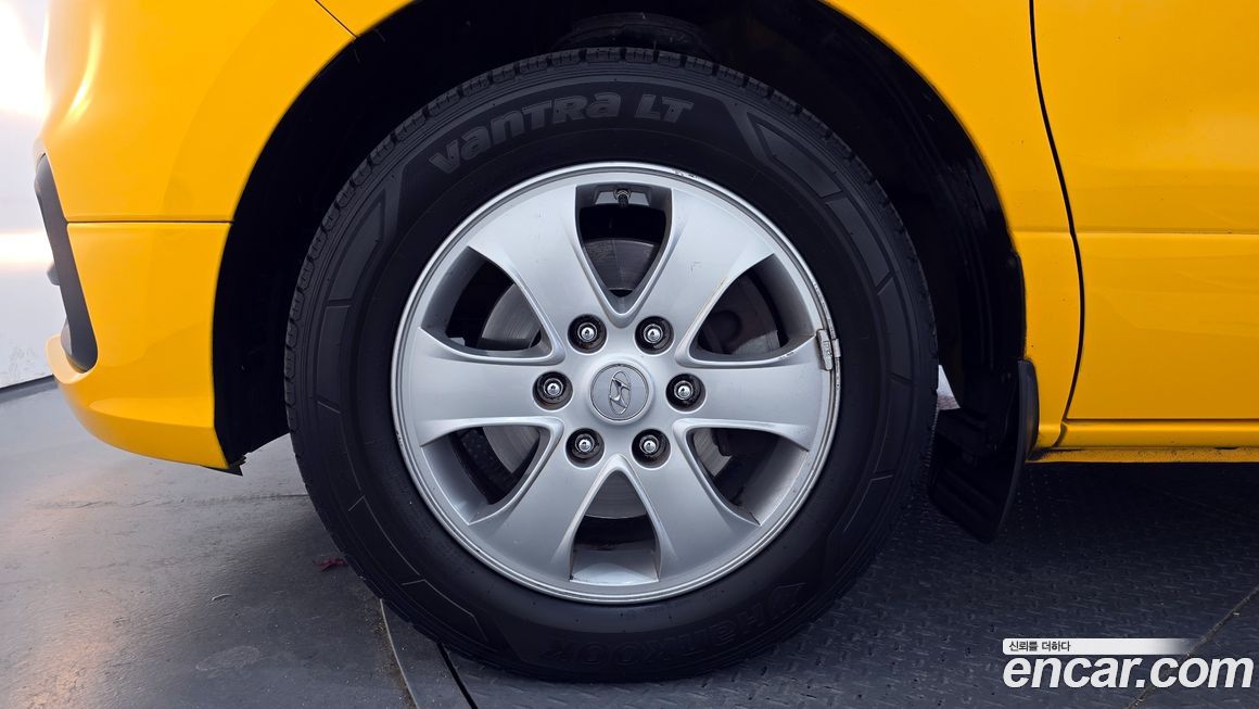 Hyundai Starex 2019
