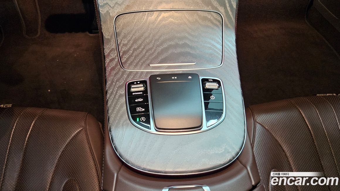 Mercedes-Benz CLS-Class 2021