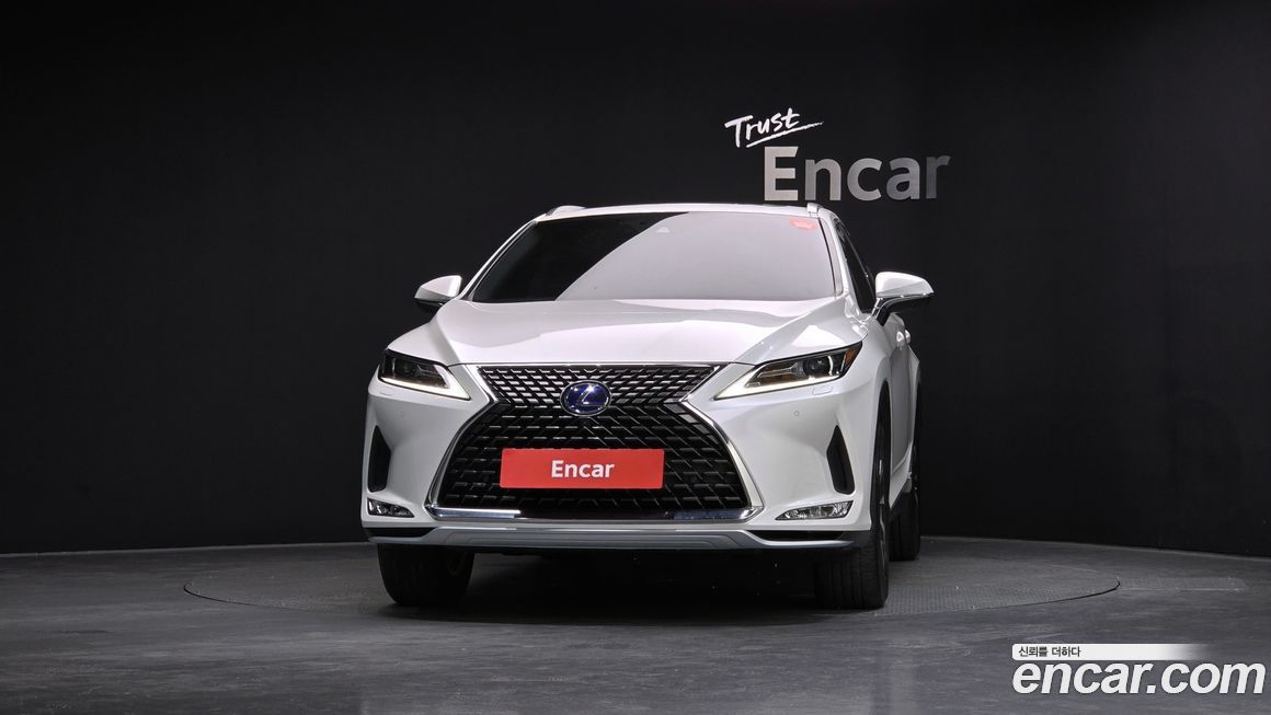 Lexus RX 2021