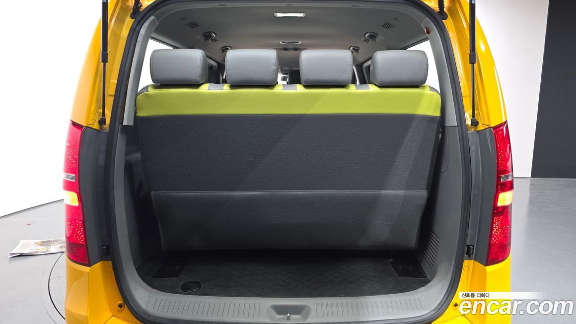 Hyundai Starex 2019