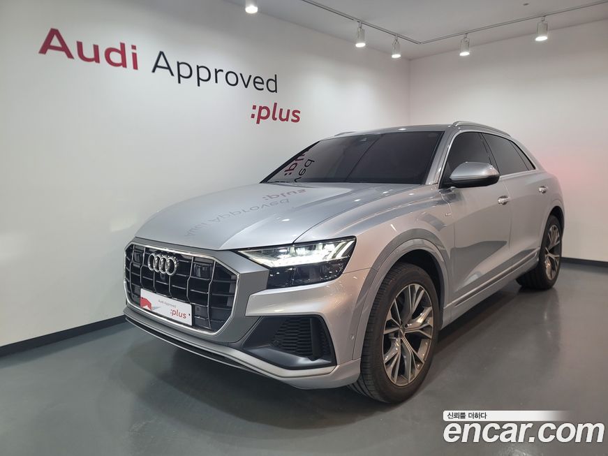 Audi Q8 2021
