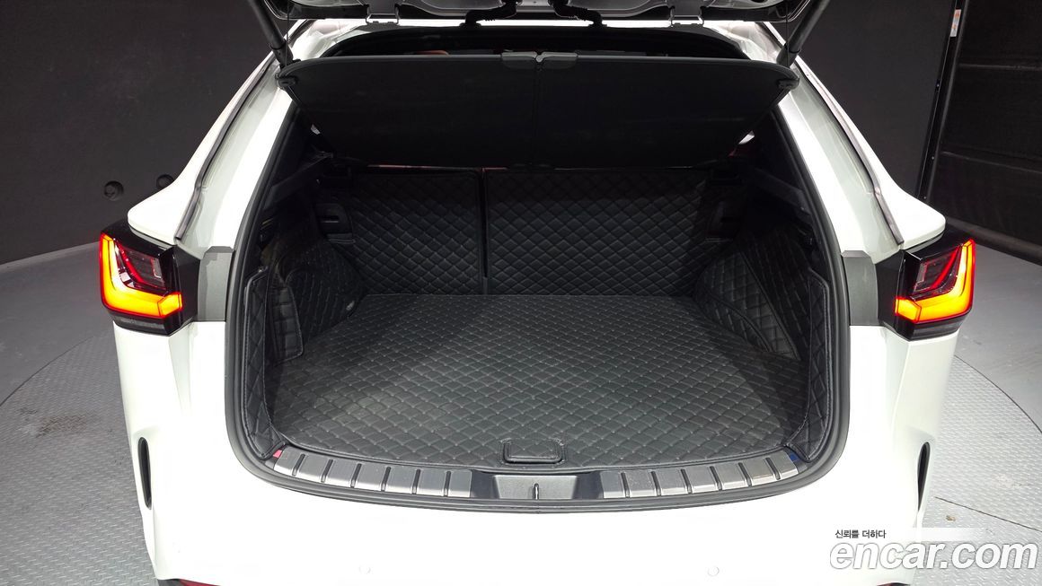 Lexus NX 2025