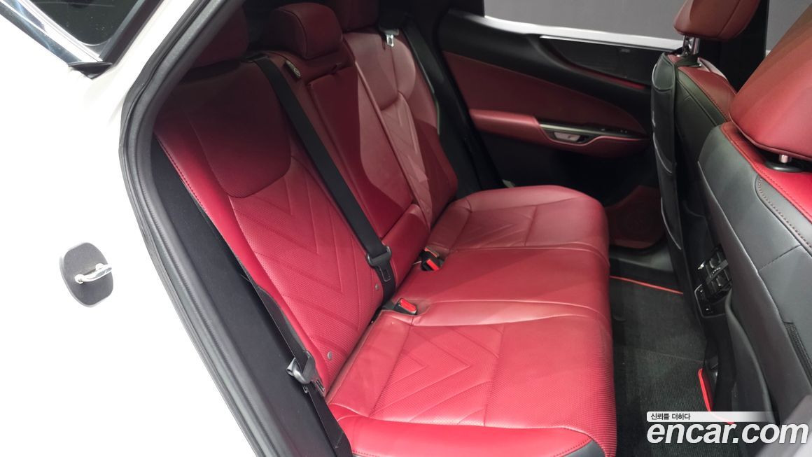 Lexus NX 2025