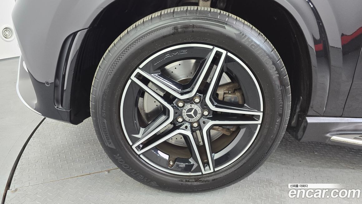 Mercedes-Benz GLE-Class 2021