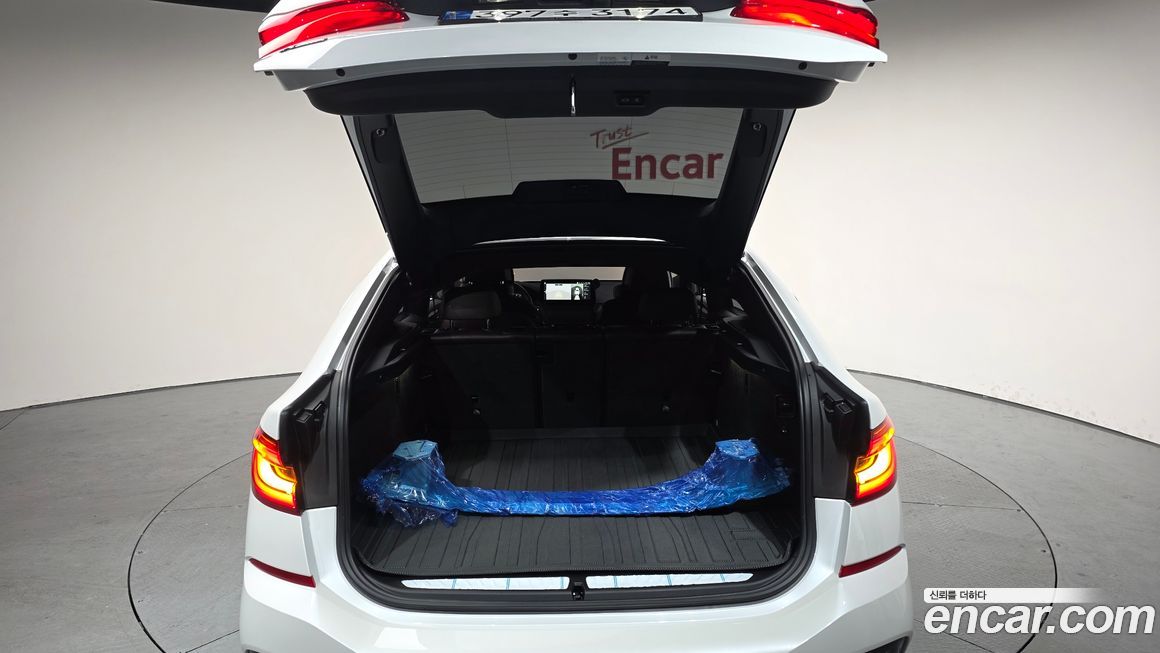 BMW Gran Turismo 2023