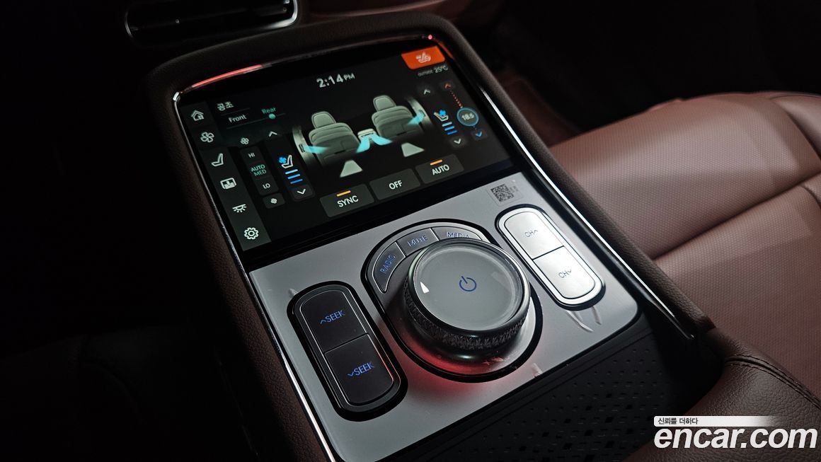 Genesis G90 2023