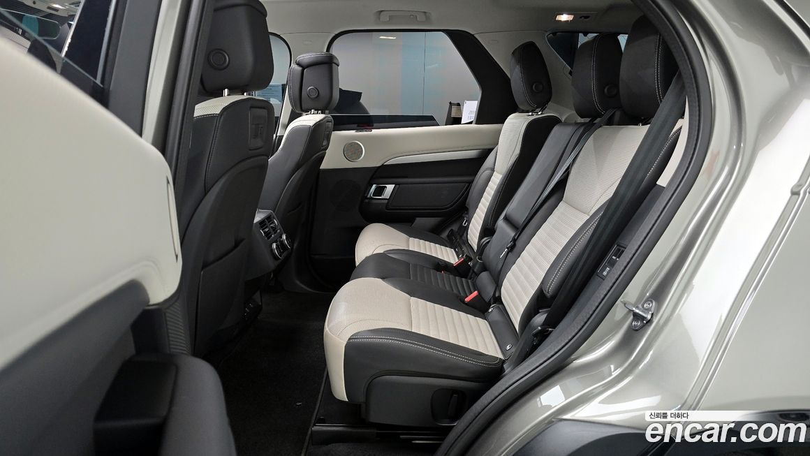 Land Rover Discovery 2025