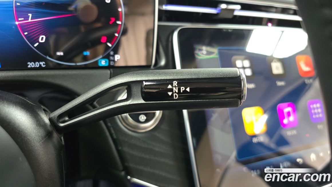 Mercedes-Benz E-Class 2025