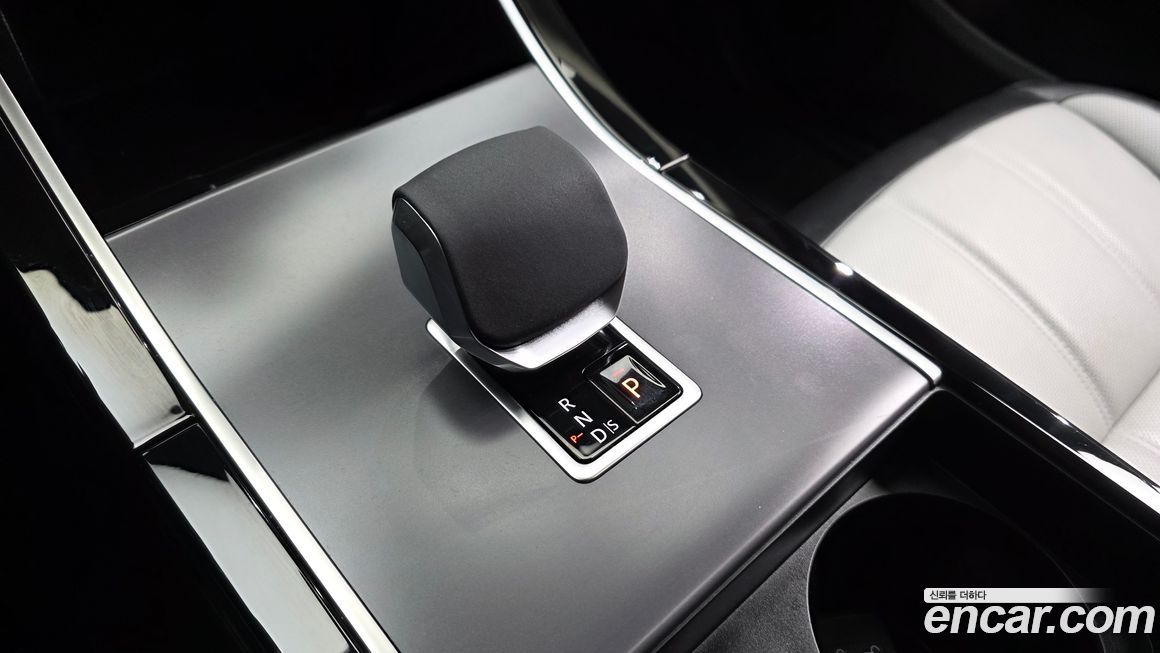 Land Rover Range Rover Evoque 2025