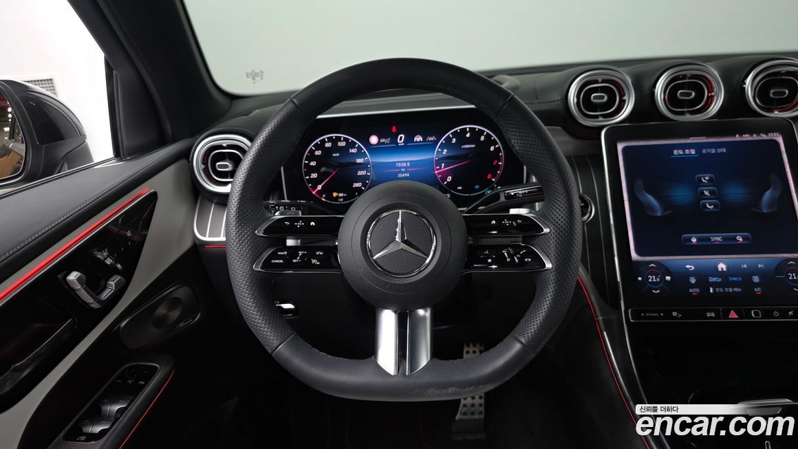 Mercedes-Benz GLC-Class 2025