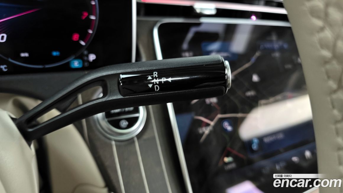 Mercedes-Benz E-Class 2024