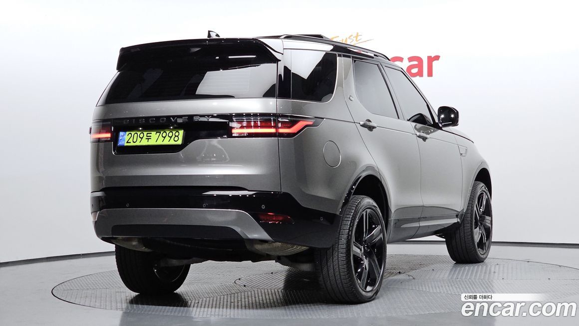 Land Rover Discovery 2025
