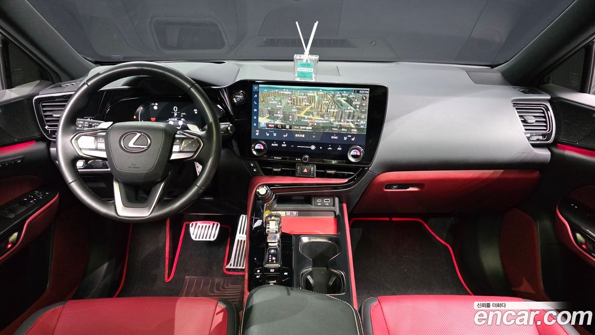 Lexus NX 2025