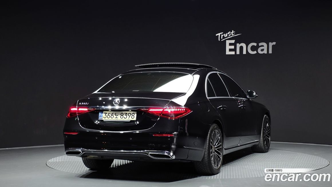 Mercedes-Benz S-Class 2022