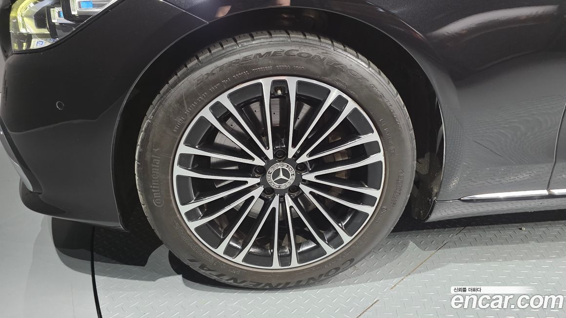 Mercedes-Benz S-Class 2022