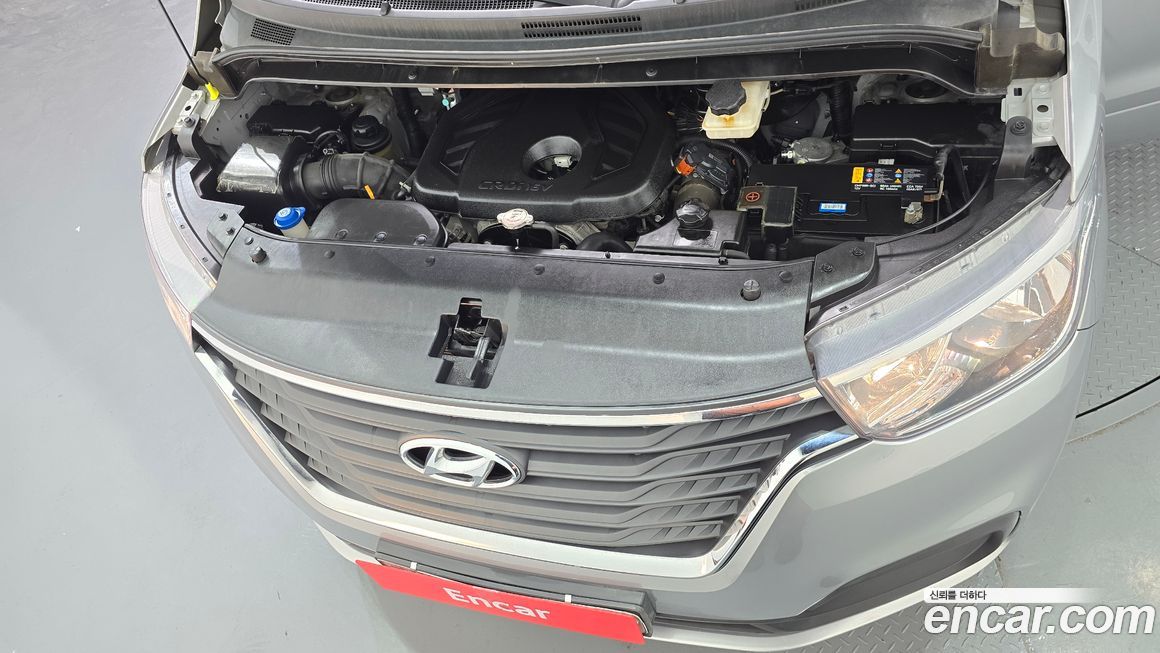 Hyundai Starex 2019