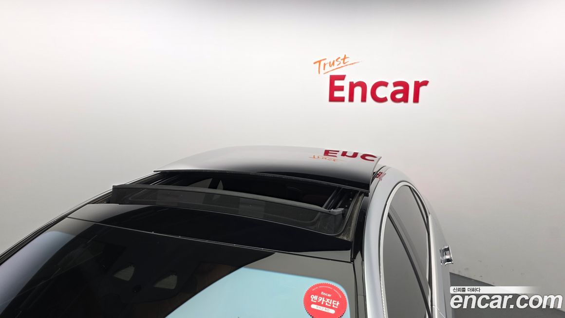 Mercedes-Benz S-Class 2021