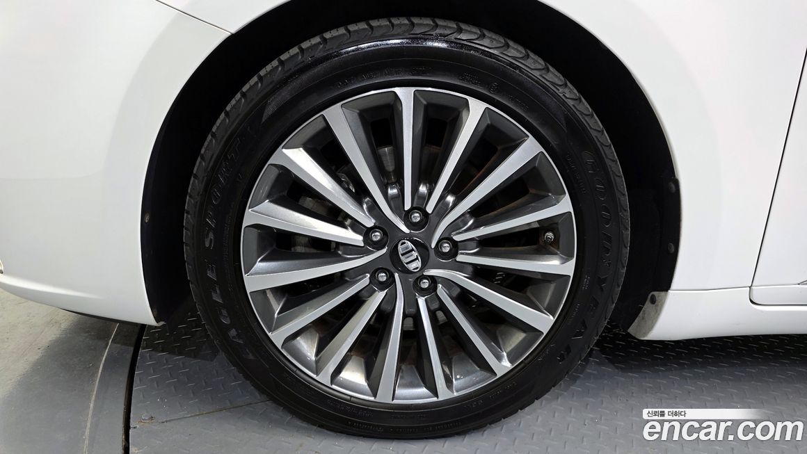Kia K7 2017