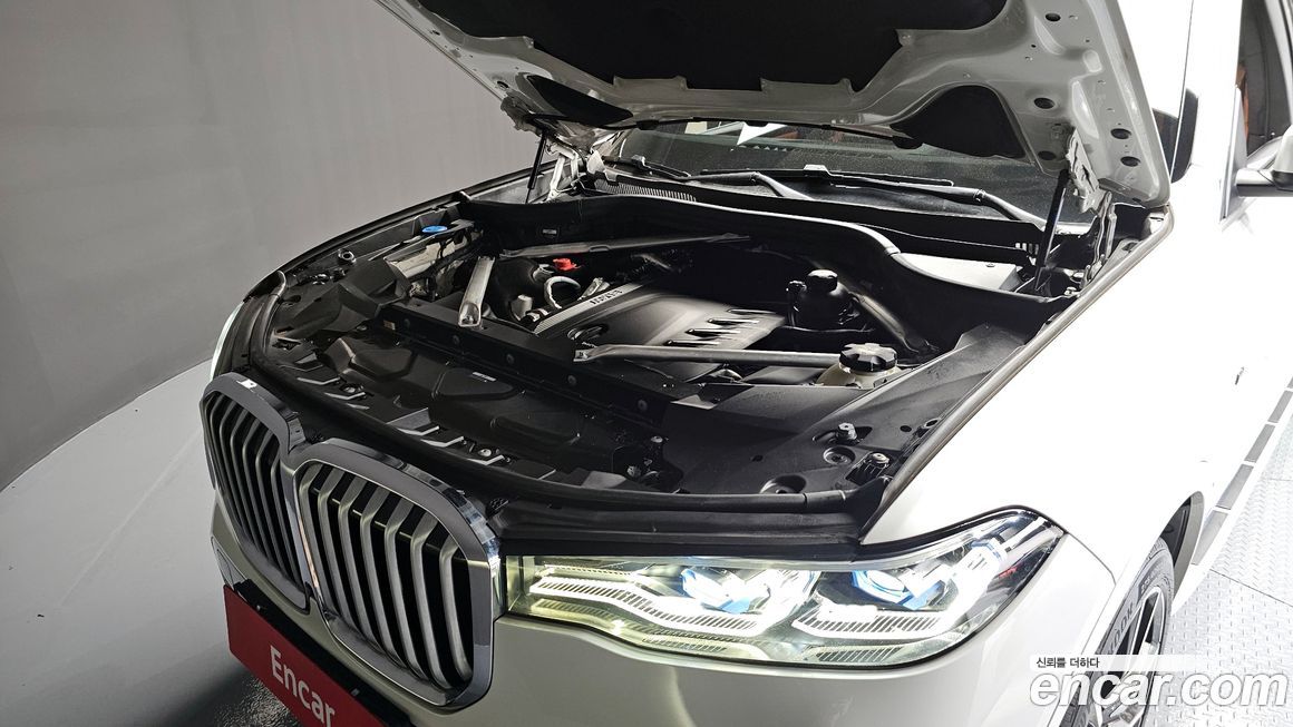 BMW X7 2022