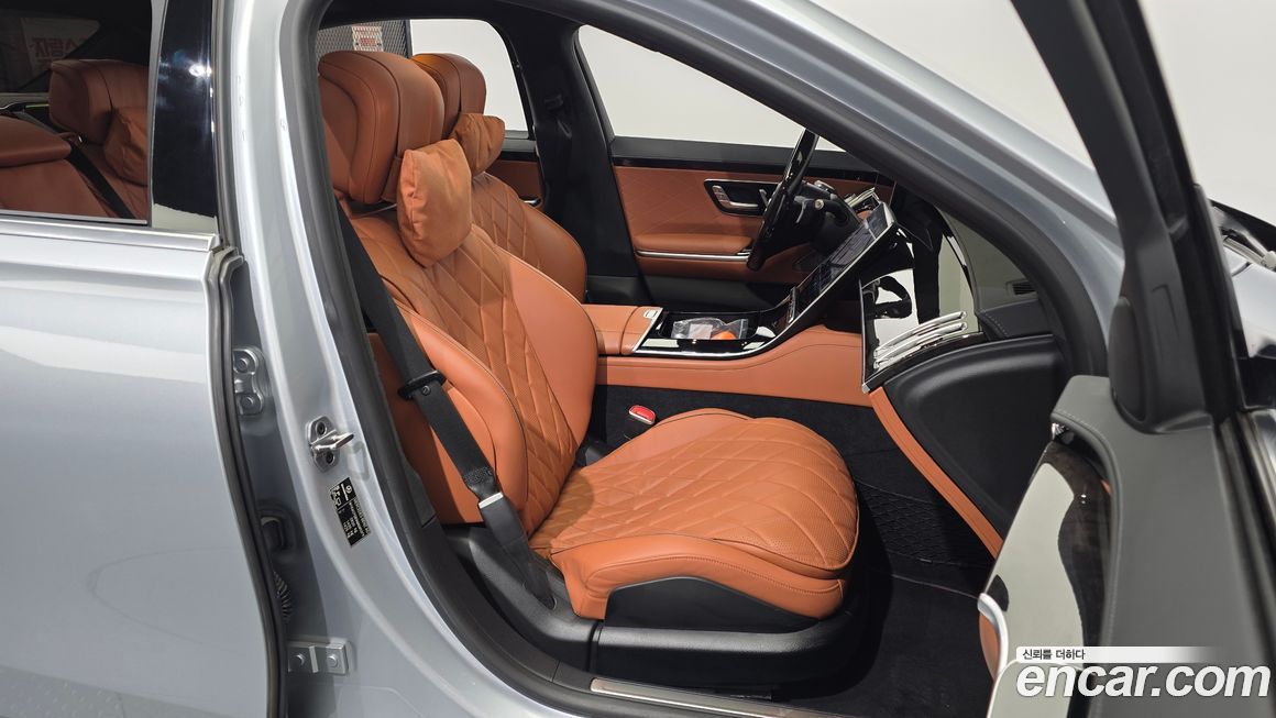 Mercedes-Benz S-Class 2021