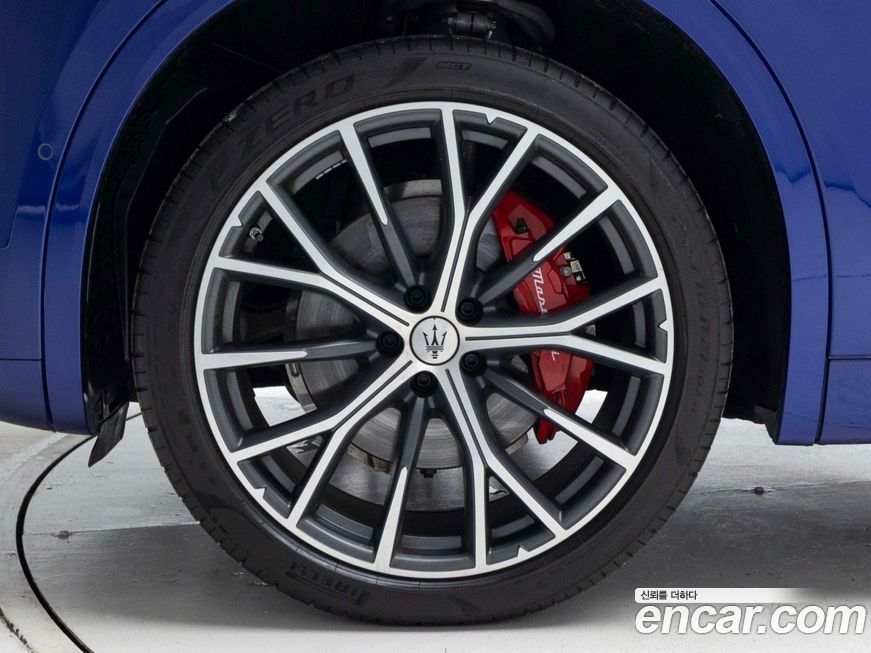 Maserati Grecale 2024