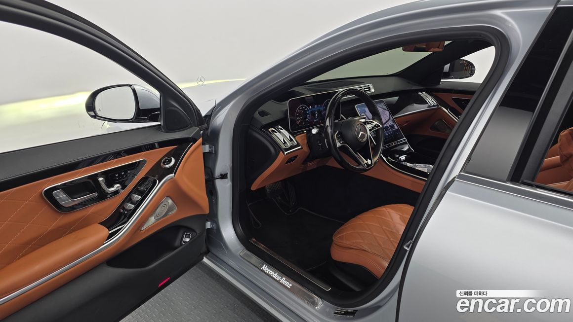 Mercedes-Benz S-Class 2021