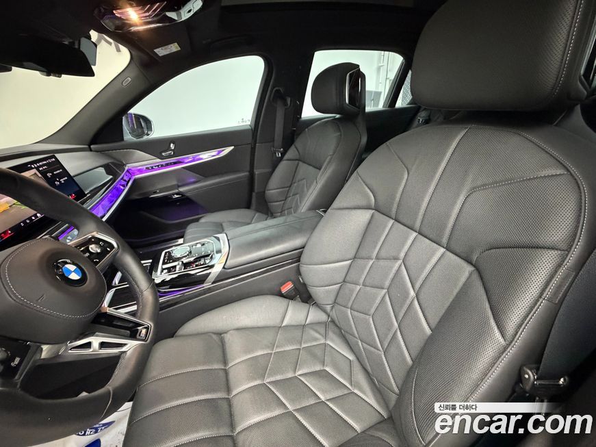 BMW 7-Series 2025