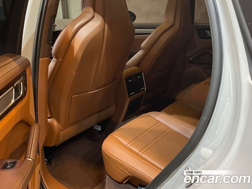 Porsche Cayenne 2023