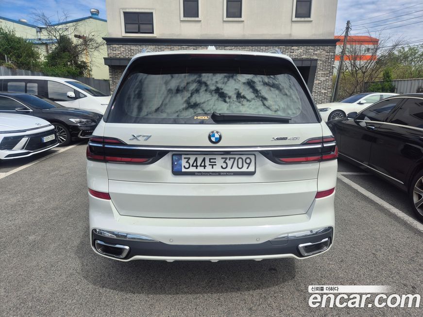 BMW X7 2024